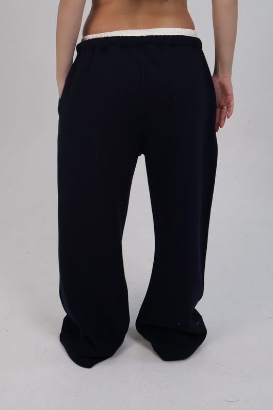 Navy super Wide Leg Boxer-pants.