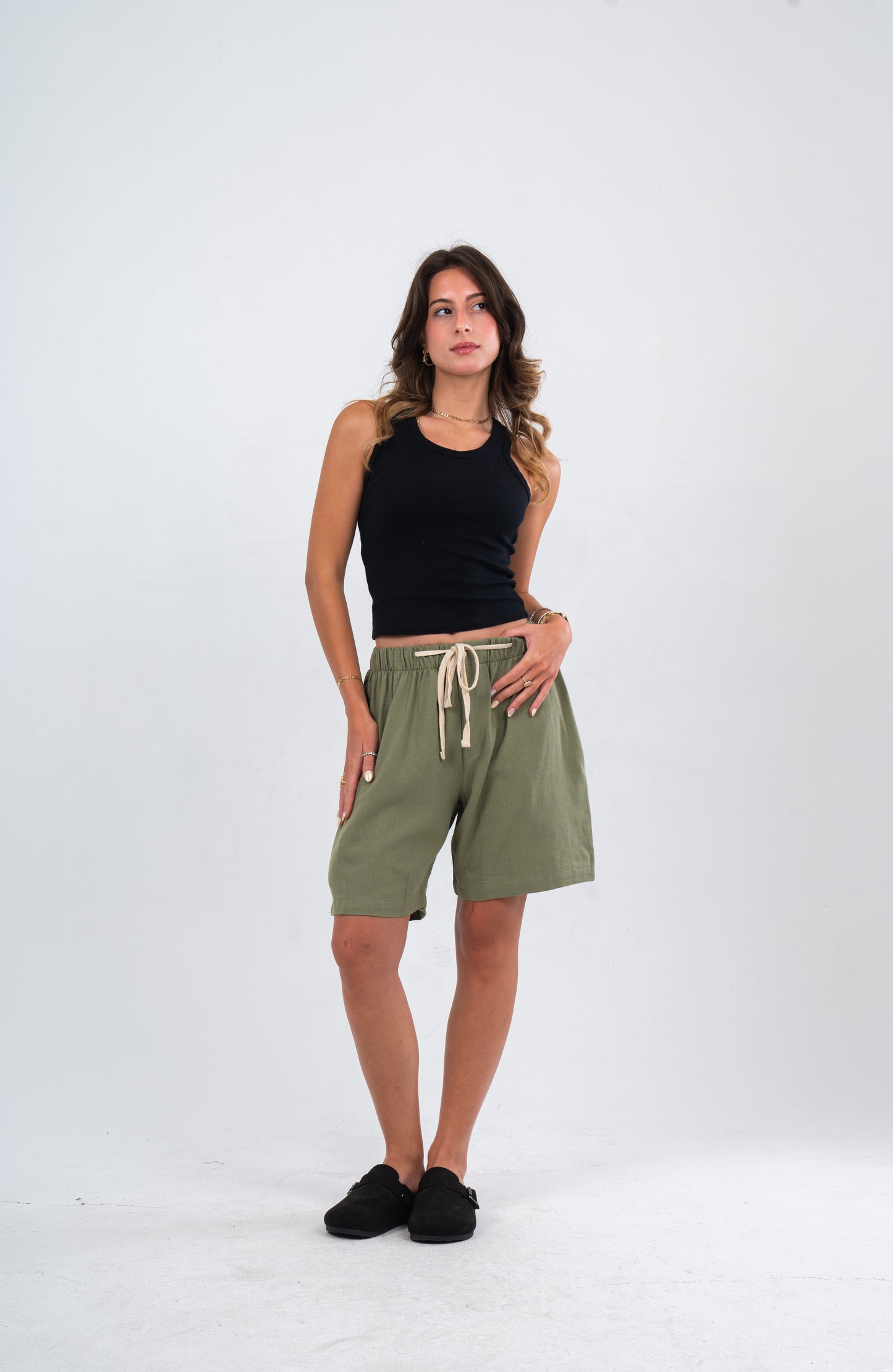 Olive Linen Short ( SS25)